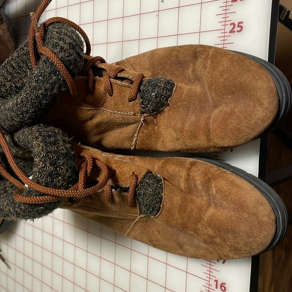 Boston Sport Accent Leather Booties Size 7M